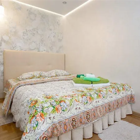Apartament Rentbel White Hall