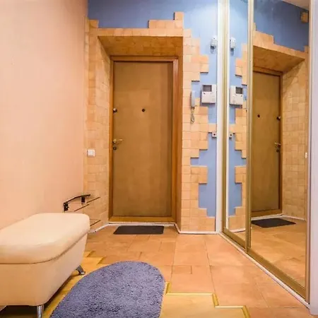 Apartament Rentbel White Hall *