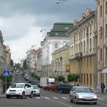 Rentbel White Hall * Mińsk